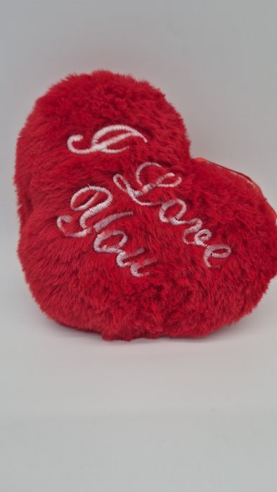 Inima de plus cu mesaj