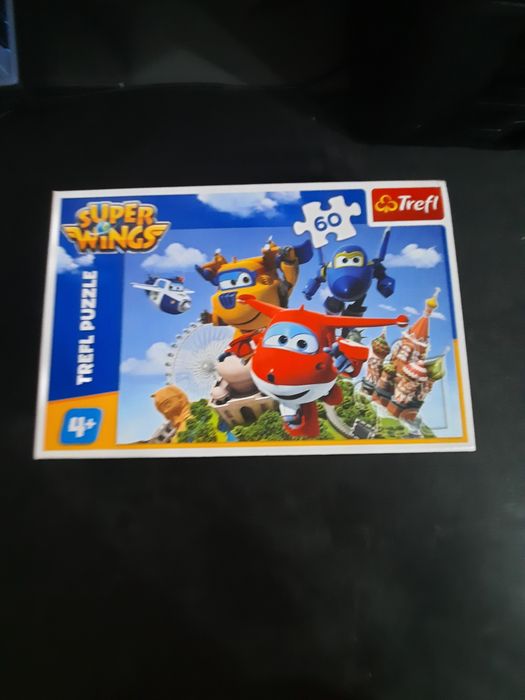 Puzzle 60 piese, complet și în stare bună.