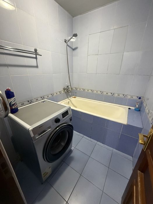 Чилонзор Ц квартал.  2комнатное 90кв банковской квартира Аренда