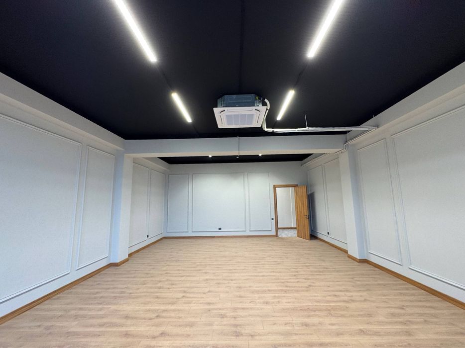 Срочно аренда 67 кв м 24/7 Доступ Лифт есть центр Города