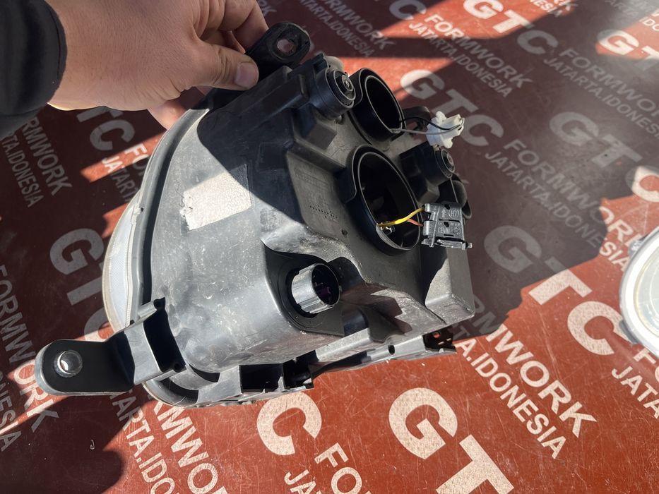 Фар Fiat 500 десен и ляв