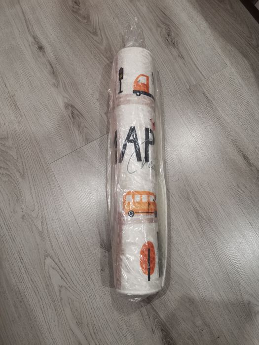 Нов детски килим с мотиви 100х60