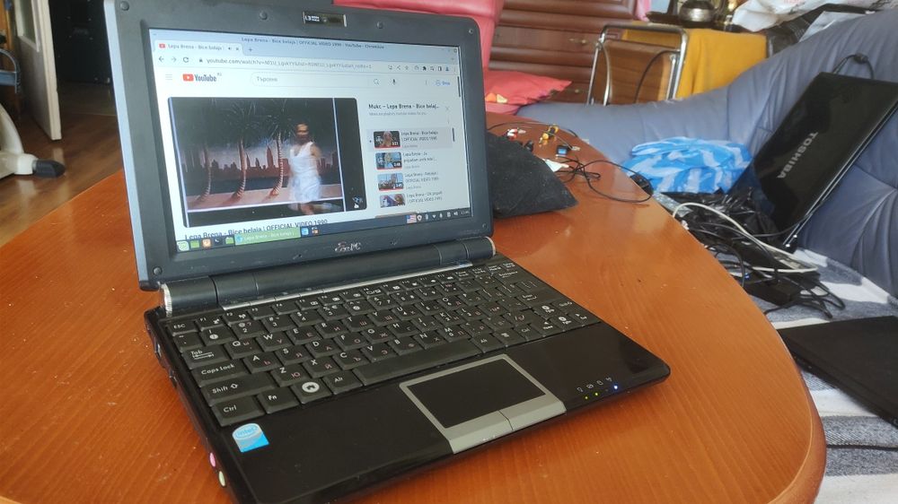 Компютър Asus EEE 1000H 11 инча
