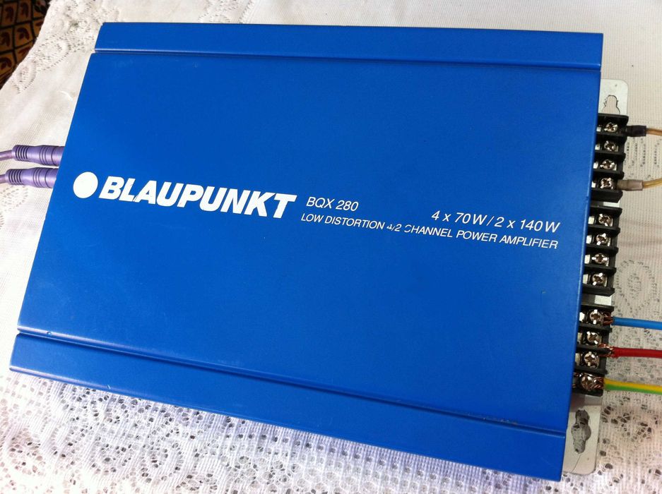 Amplificator Crunch max800W/Blaupunkt max600W/Sig ANL 125A (statie