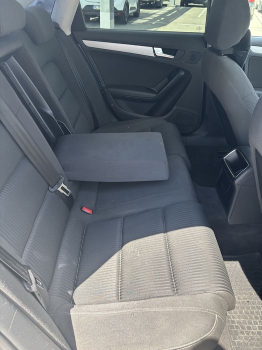 Vand audi a4 b8 pret in €