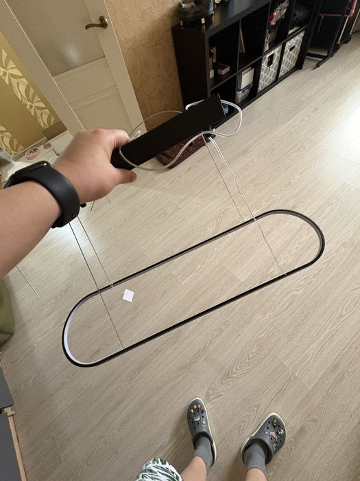 Продам люстры современные