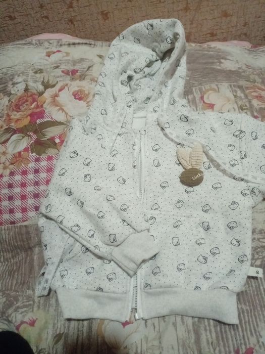 Детская кофточка