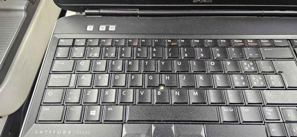 Laptop DELL Latitude e5530 Defect pentru piese