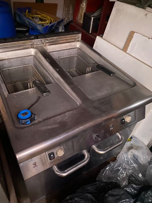 Vand friteuza gaz linia  900