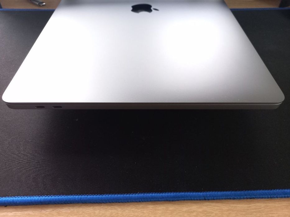 MacBook Pro 16-inch