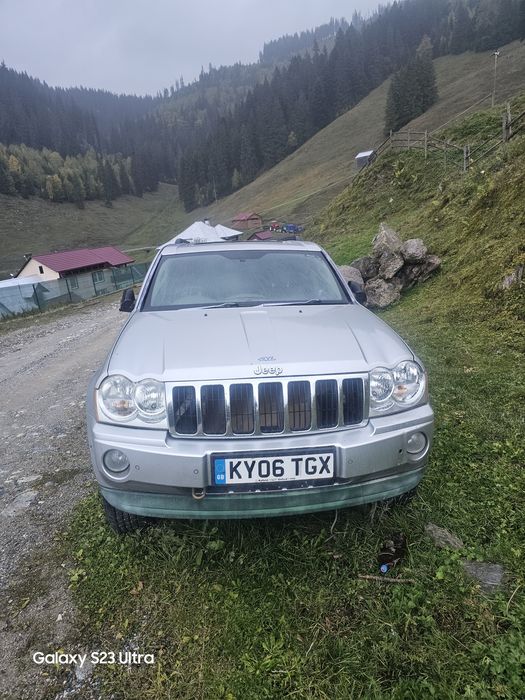 Vând întreg sau dezmembrez jeep grand cherochee 2007 3.0