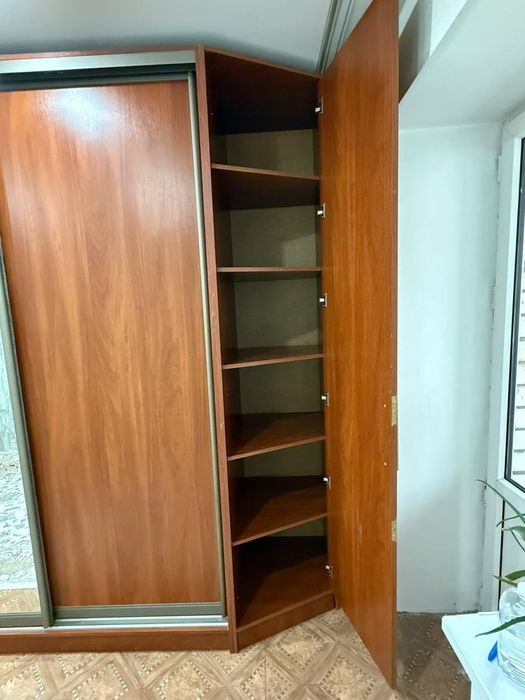 продам шкаф купе