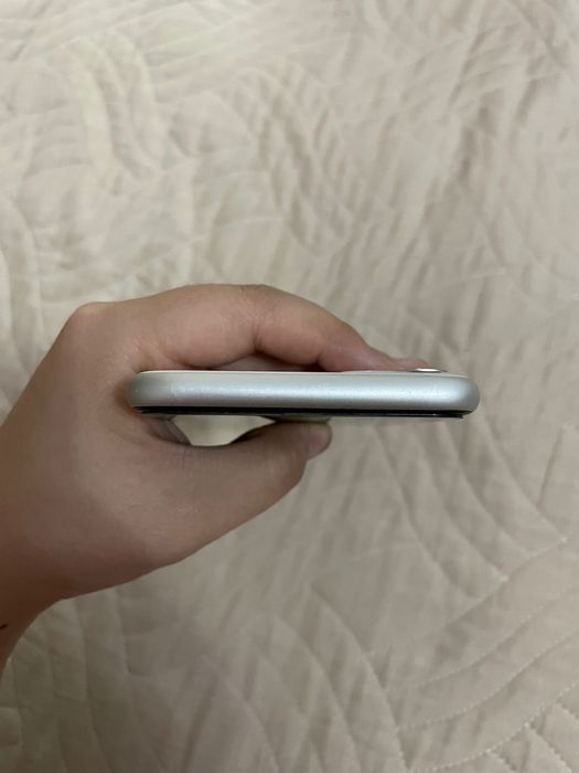 Айфон 11,86акб,128гб