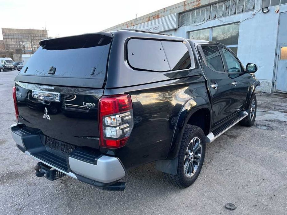 Mitsubishi L200 2.4 Euro 6 (2019) – Двигател, врати, хардтоп, на части