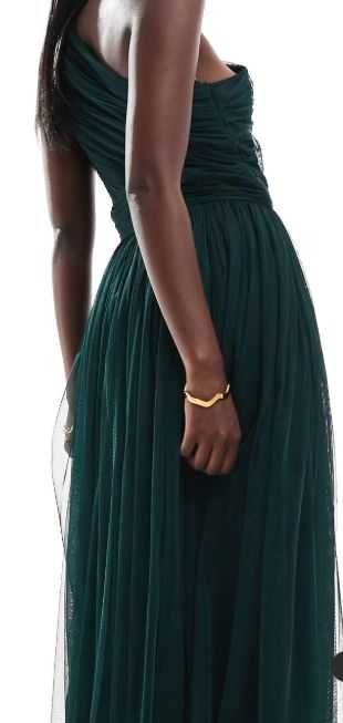 Абитюрентска рокля