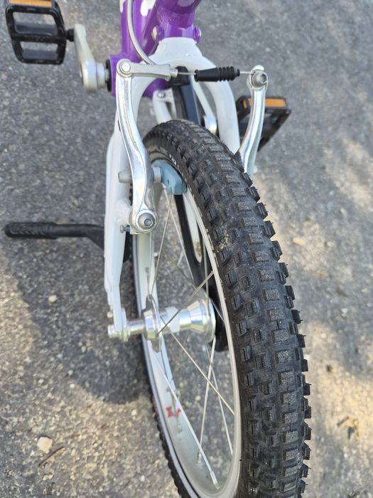 Vând bicicleta woom 3