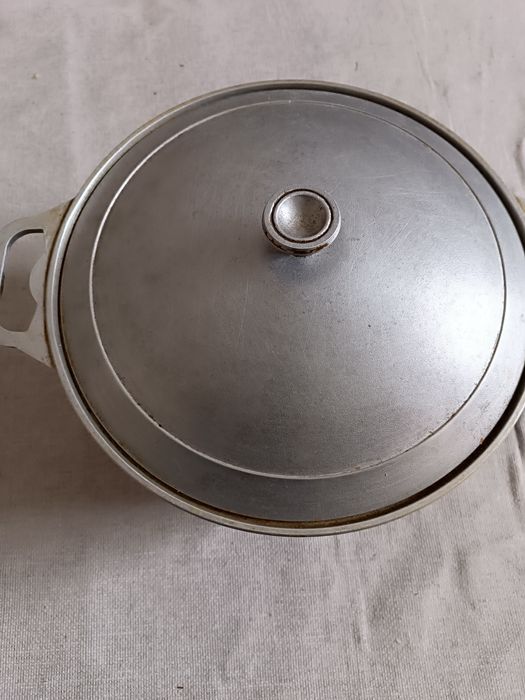 Қазан екеу бір сковородка сатылады