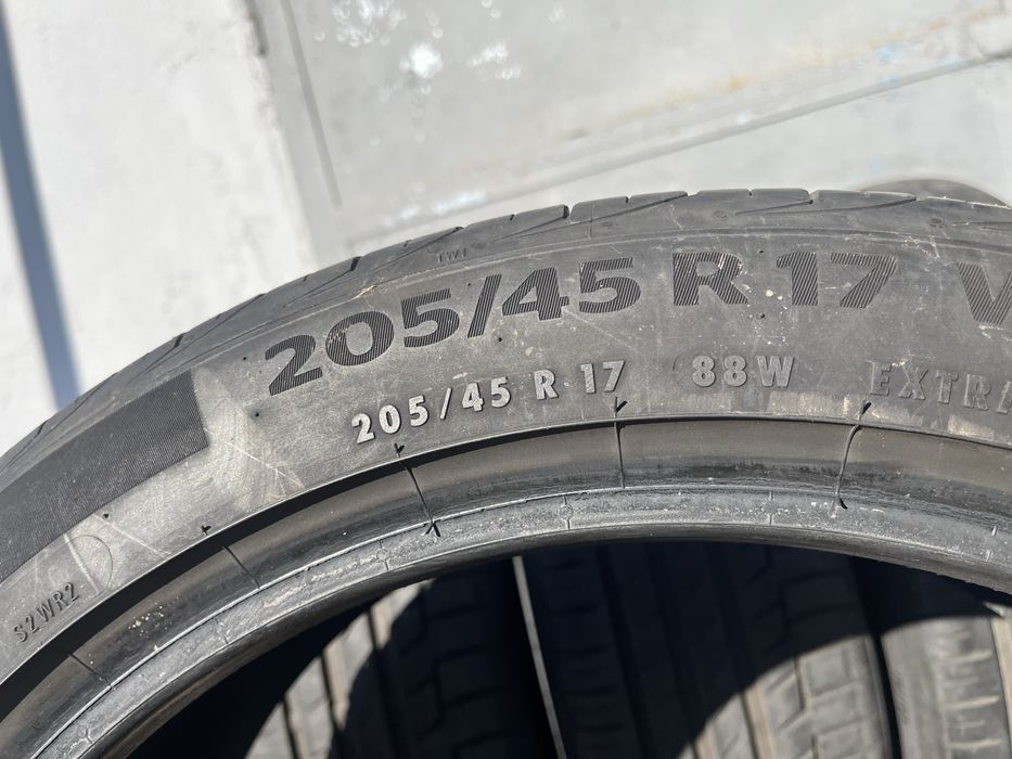 4 бр. летни гуми 205/45/17 Continental 6 mm DOT 0320