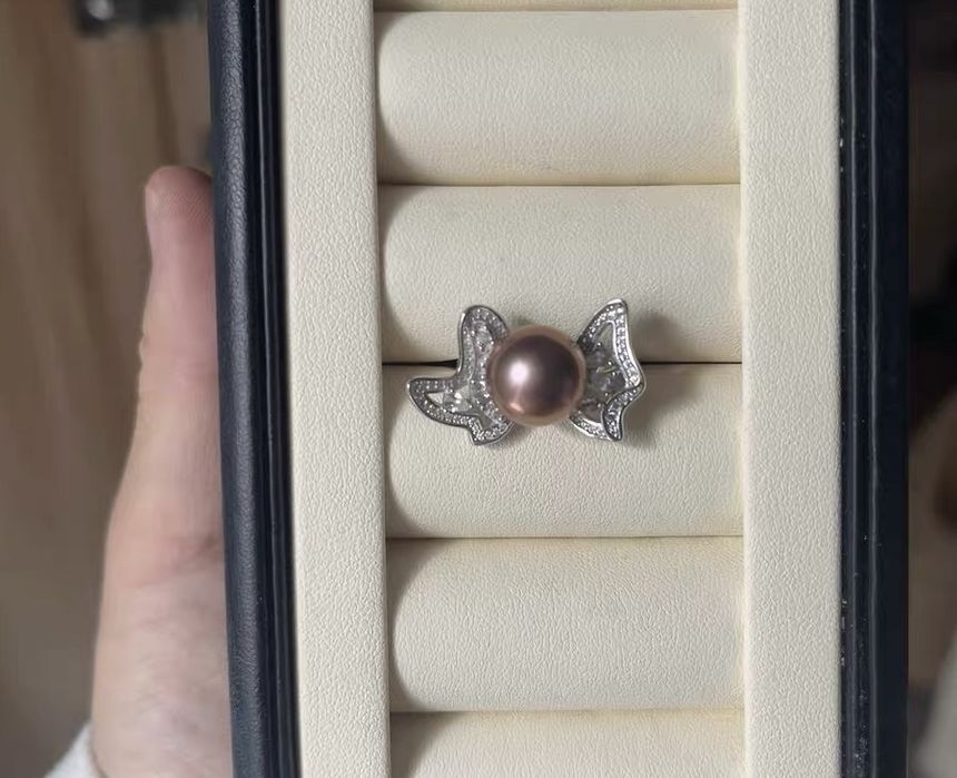 Дамски пръстен с перли