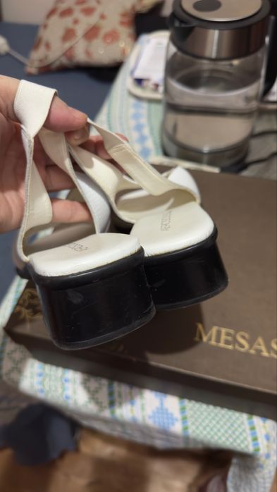 Белые басаножки кожа натуральная