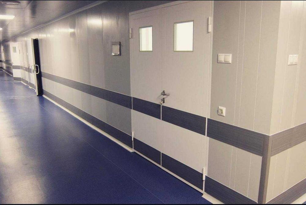 Двери медицинские: для поликлиник, больниц , учреждений и операционных