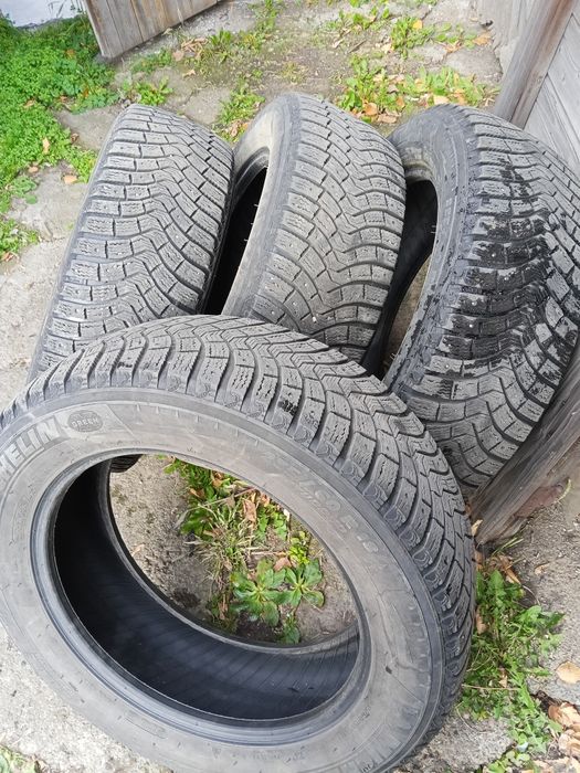 Продам авто шины размер 235/60 R18