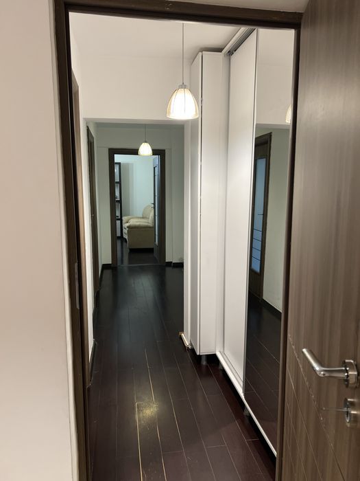 Vand apartament 2 camere Lujerului