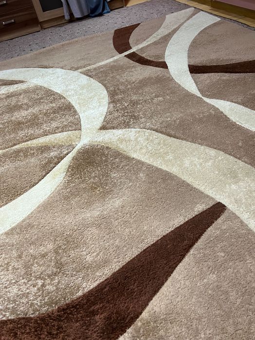 Килим като нов ( крайна цена)