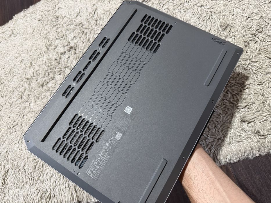 Lenovo LOQ 15IAX9 / i5-12600HX / RTX 4050 6gb / 24gb ram / 1TB ssd