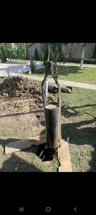 Foraje puturi de mica și mare adâncime