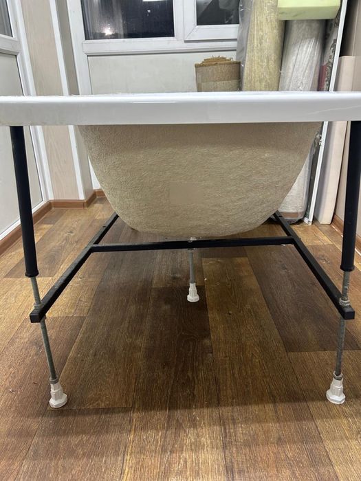 Продам Ванну(пластик)