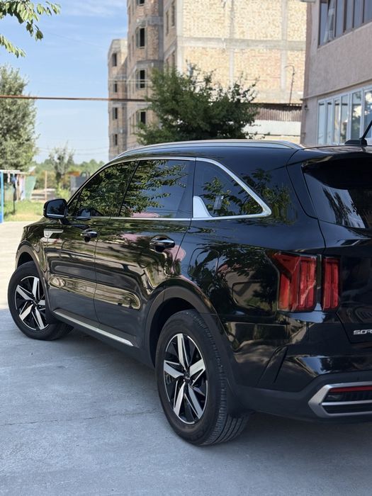 Kia sorento sotiladi