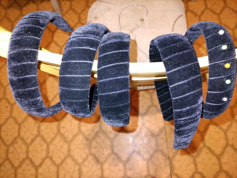 Дамски диадеми от велур, ръчна изработка, нови.