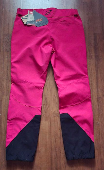 Pantaloni Ski/Snowboard dama RevolutionRace HyperShell Pro marime L
