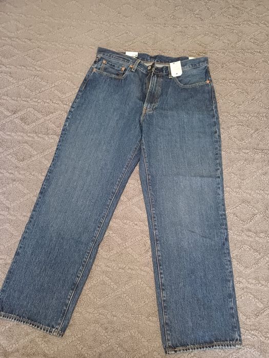 Мужские джинсы новые