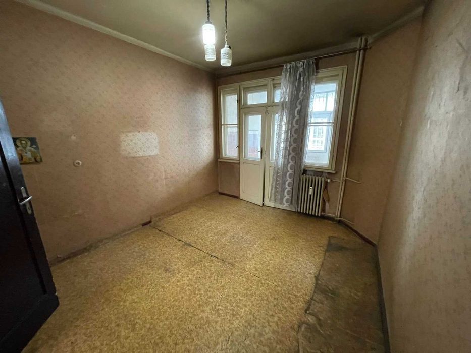 Продава се Двустаен апартамент в София, Център - 74 кв.м за 2068 €/кв.м - Снимка #5