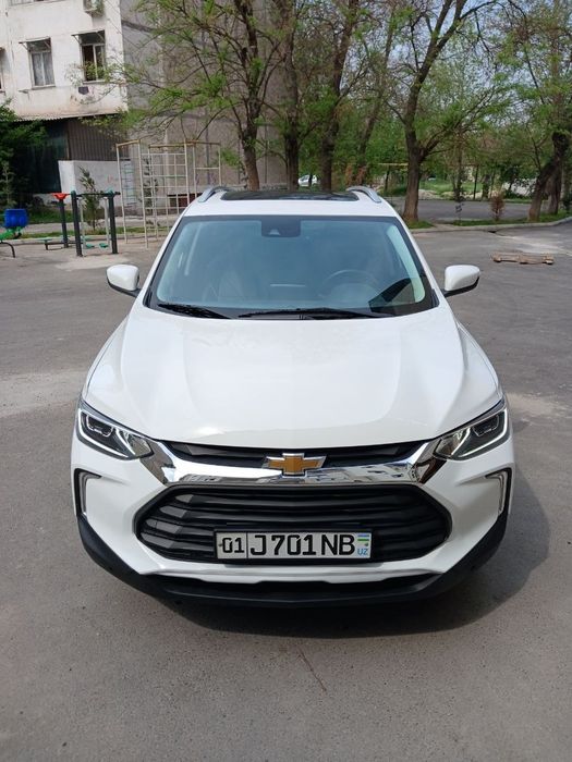 Tracker 2. Premier Plus.