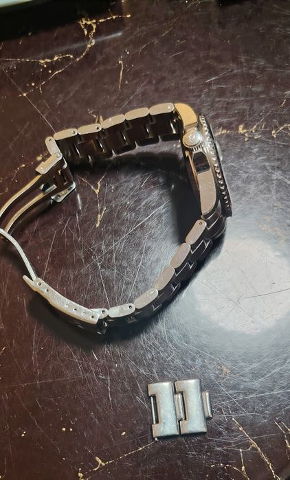 Часовник Invicta автомат