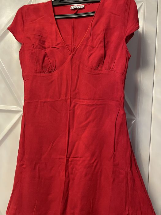 Платья, женская одежда