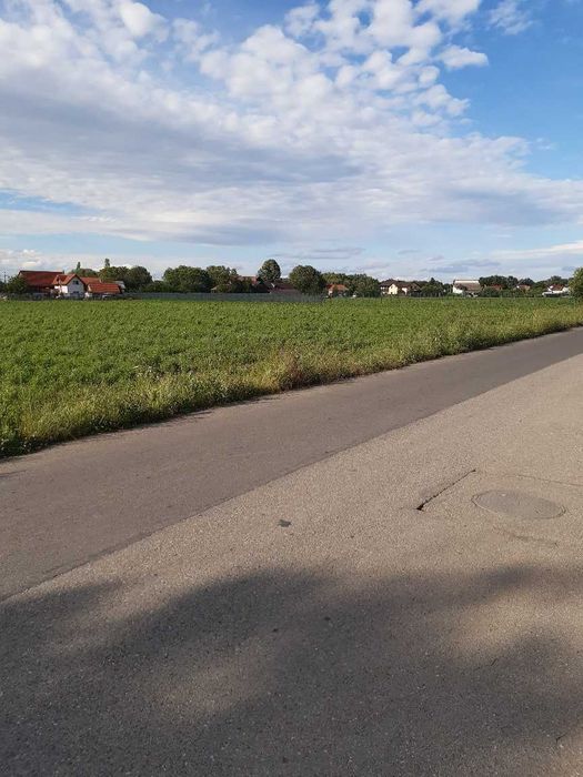 Teren intravilan construibil utilitati asfalt central Lunca Calnicului
