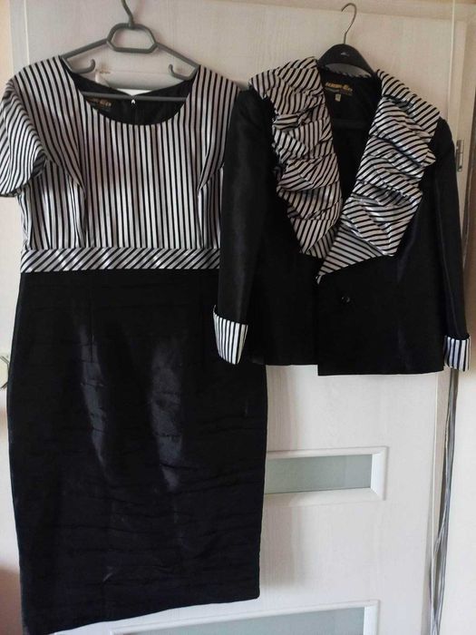 Българска дамска сатенена рокля на бутик Шик XL