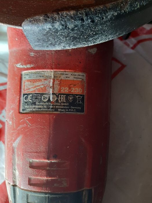 Milwaukee fle poliz mare 230