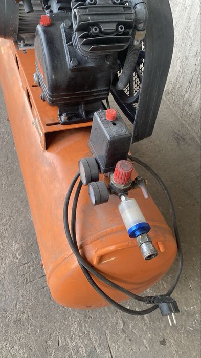 Воздушный комперессор ВИХРЬ