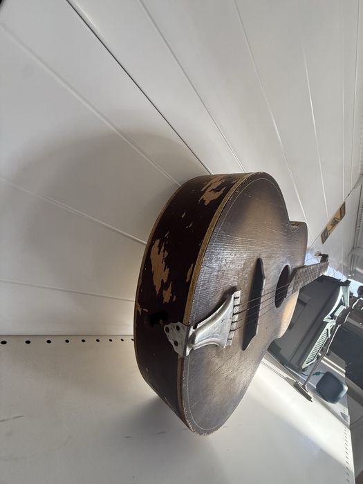 Китара Българско производство