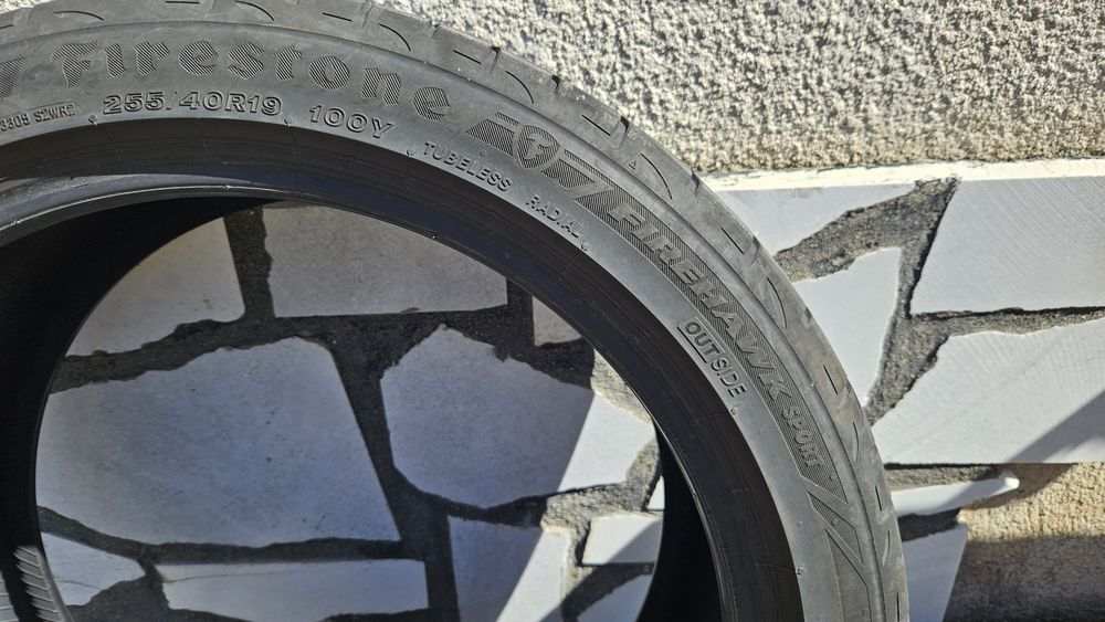 Летни гуми Firestone  4бр. 255/40R19