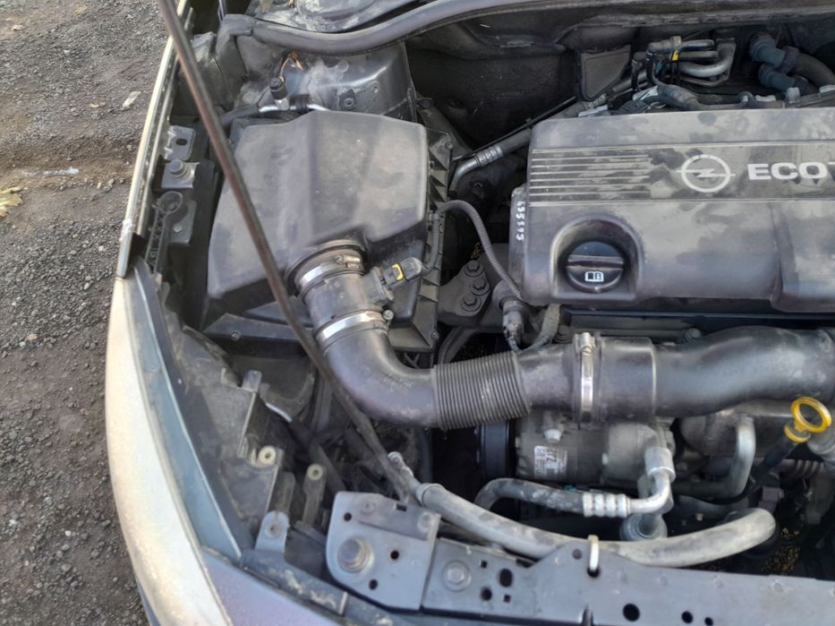 Dezmembrari Opel ASTRA J (2009-2015) 1.7 CDTI Motorina