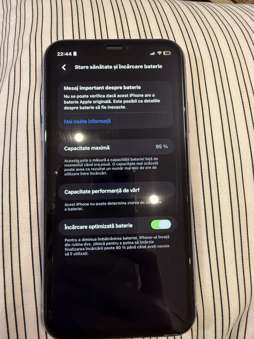 Iphone 11 culoarea mov