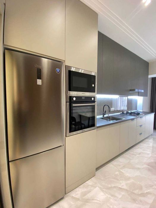 Срочно сдается! 2-комн возле метро, отличное состояние!Метро Сергели!