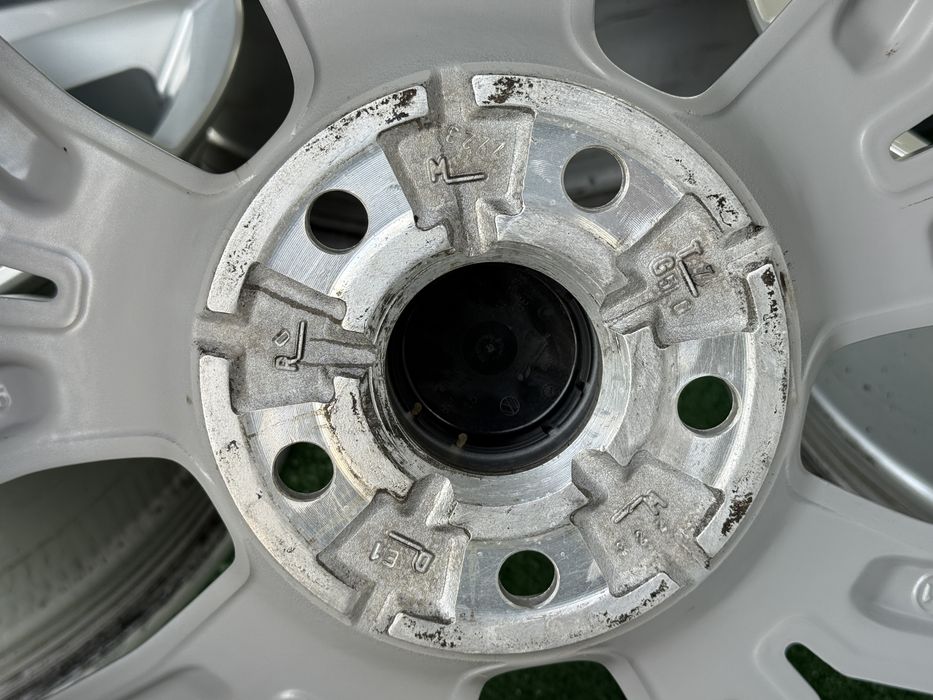 4бр. КАТО НОВИ 18” ОРИГИНАЛНИ Джанти 5х112 “KINGSTON” за -VW/AUDI/SEAT/SKODA- 7.0Jx18H2, ET43