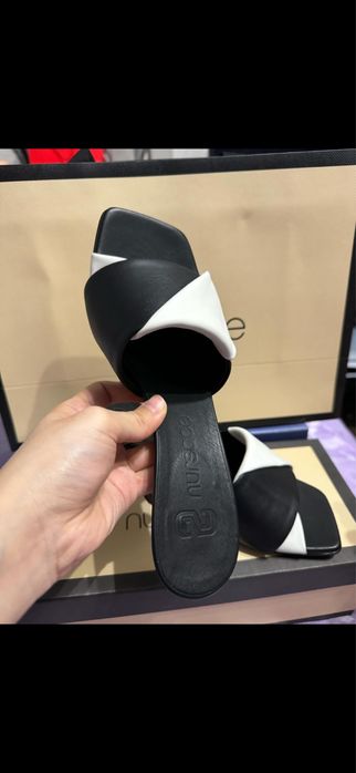 Нурсачи обувь (сабо)